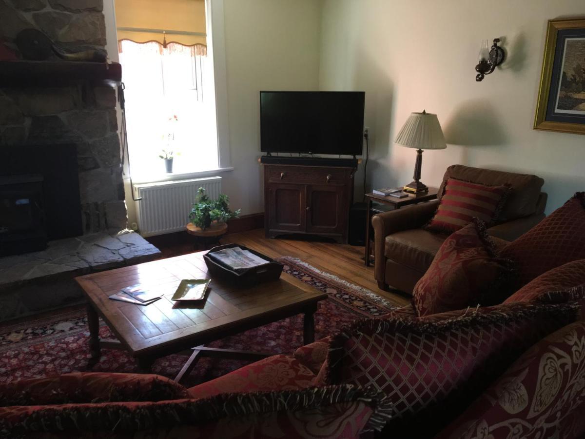 Sawyer'S Creek Bed And Breakfast Algonquin Highlands Luaran gambar